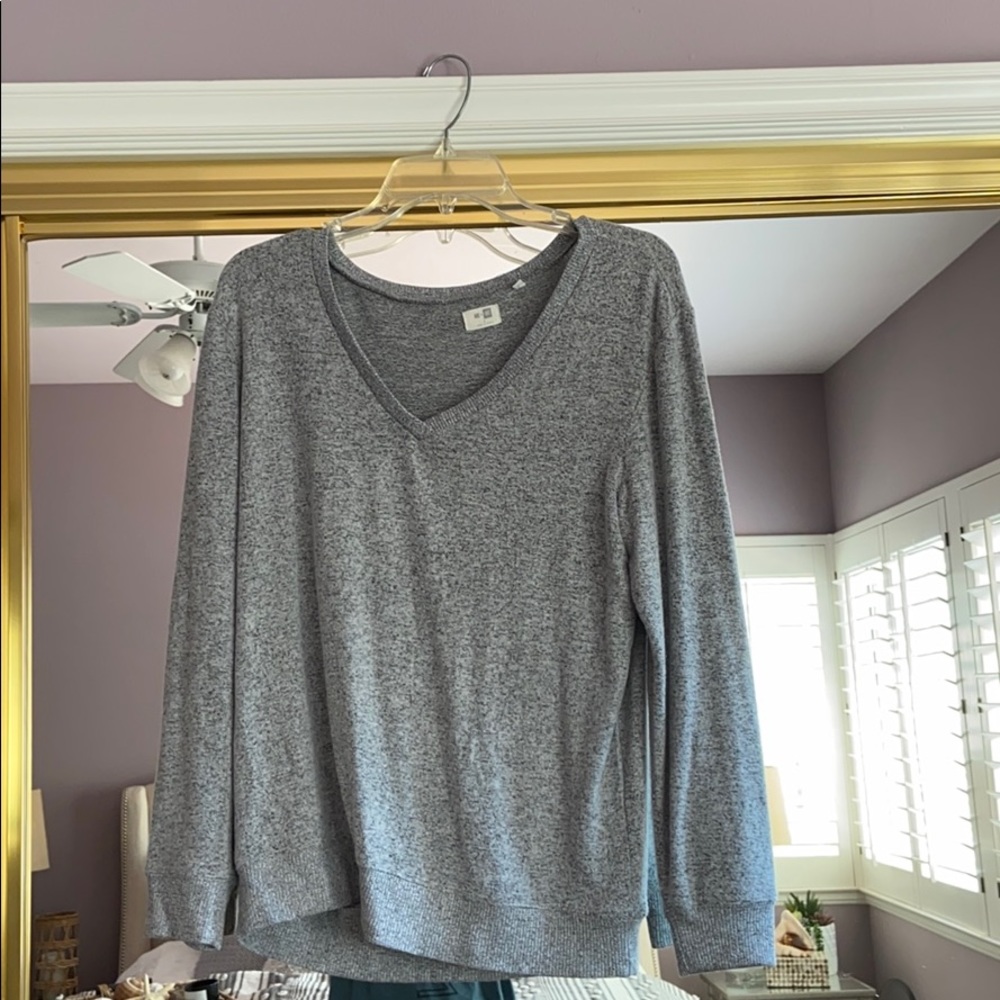 Never Worn! Super Soft Long Sleeve Grey Sweater!